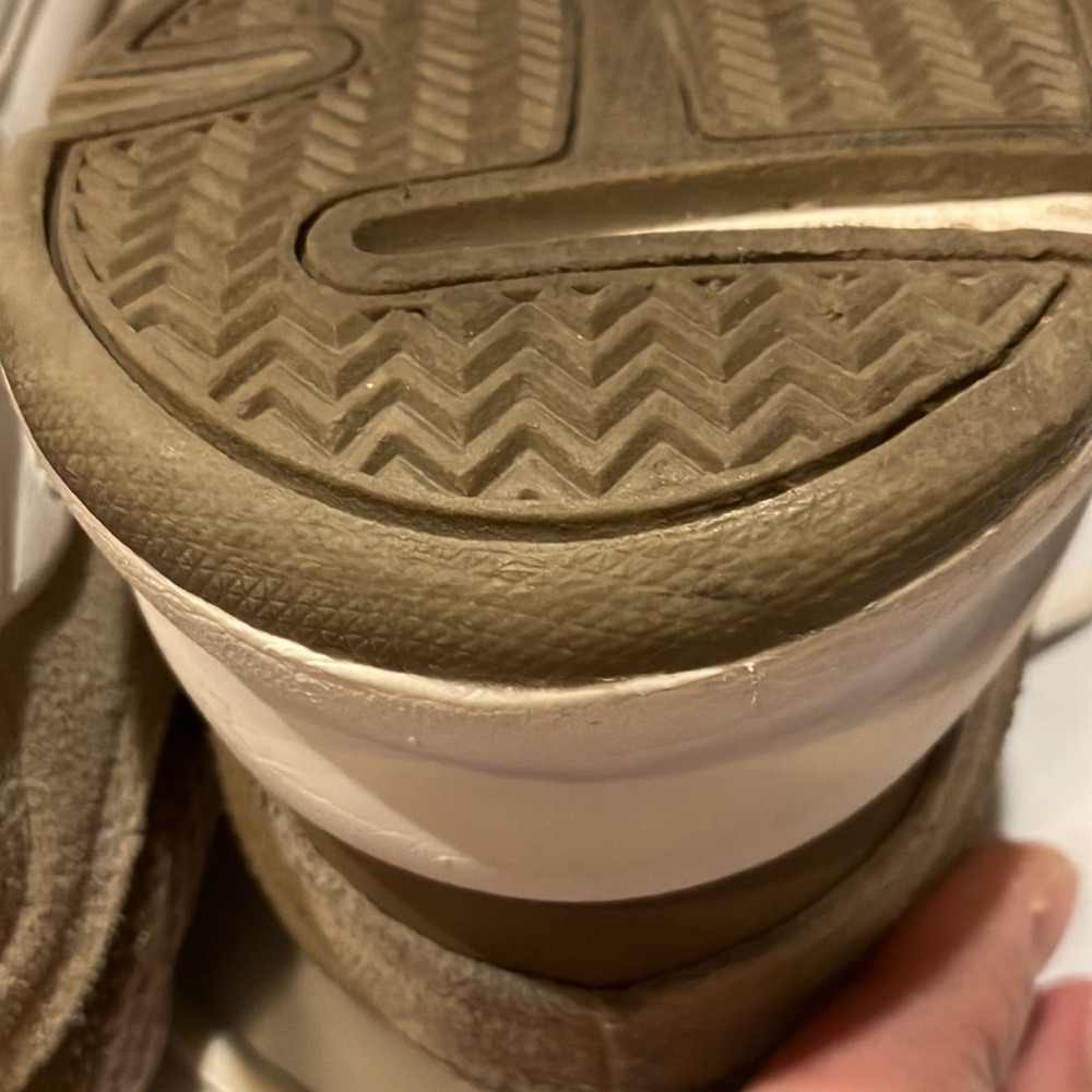 EUC Sz 9W Dr Scholls “Aster” suede sneakers - Picture 6 of 8